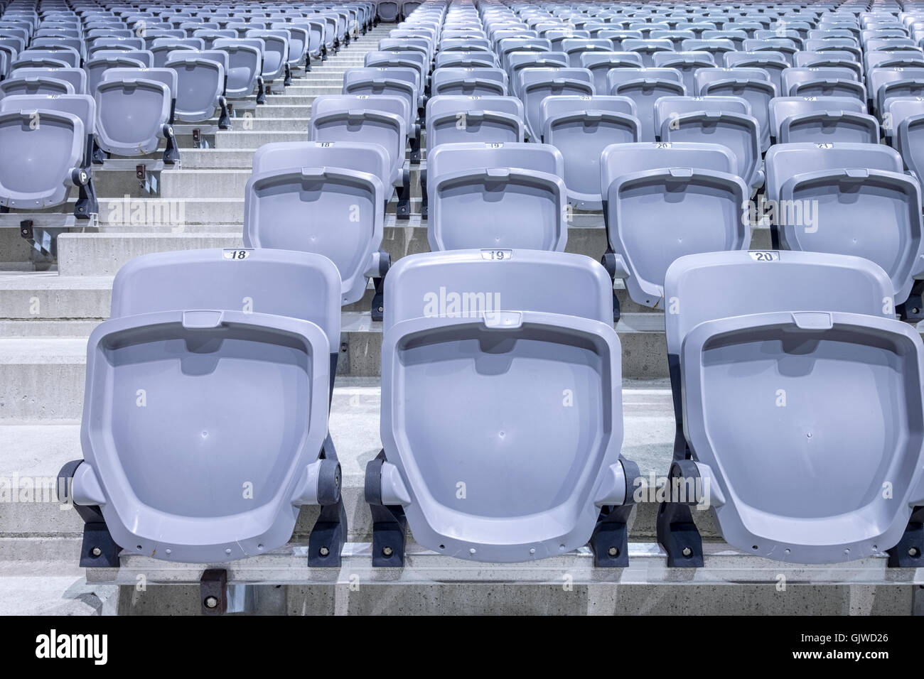 Stadion Sitzreihen bereit in eine neue Anlage Stockfoto