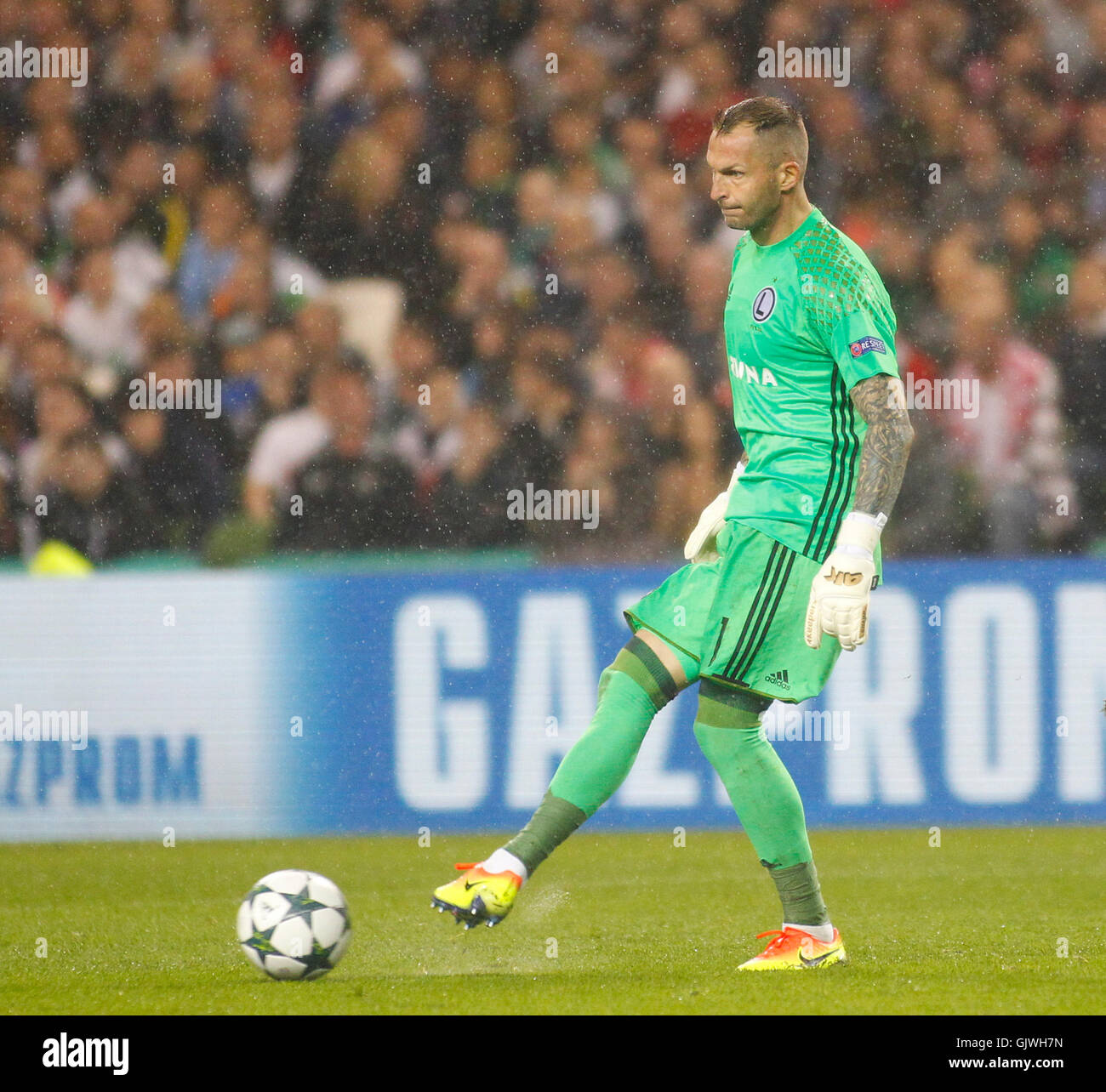 Aviva Stadion, Dublin, Irland. 17. August 2016. UEFA Champions League 2016 / 17 Play-Off. Dundalk gegen Legia Warschau. Legia Warsaw Torhüter Arkadiusz Malarz. Bildnachweis: Aktion Plus Sport/Alamy Live-Nachrichten Stockfoto