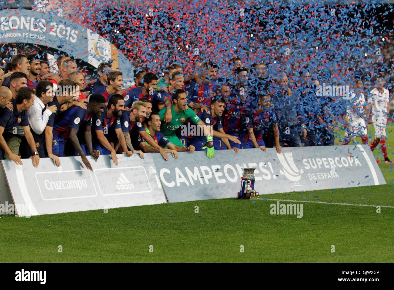 Barcelona, Spanien. 17. August 2016. Barcelona gewann den Super Cup Spanien während des Spiels LFC Barcelona - Sevilla FC im Camp Nou, Barcelona, Spanien Laurent Lairys / Agentur Locevaphotos / Alamy Live News Stockfoto