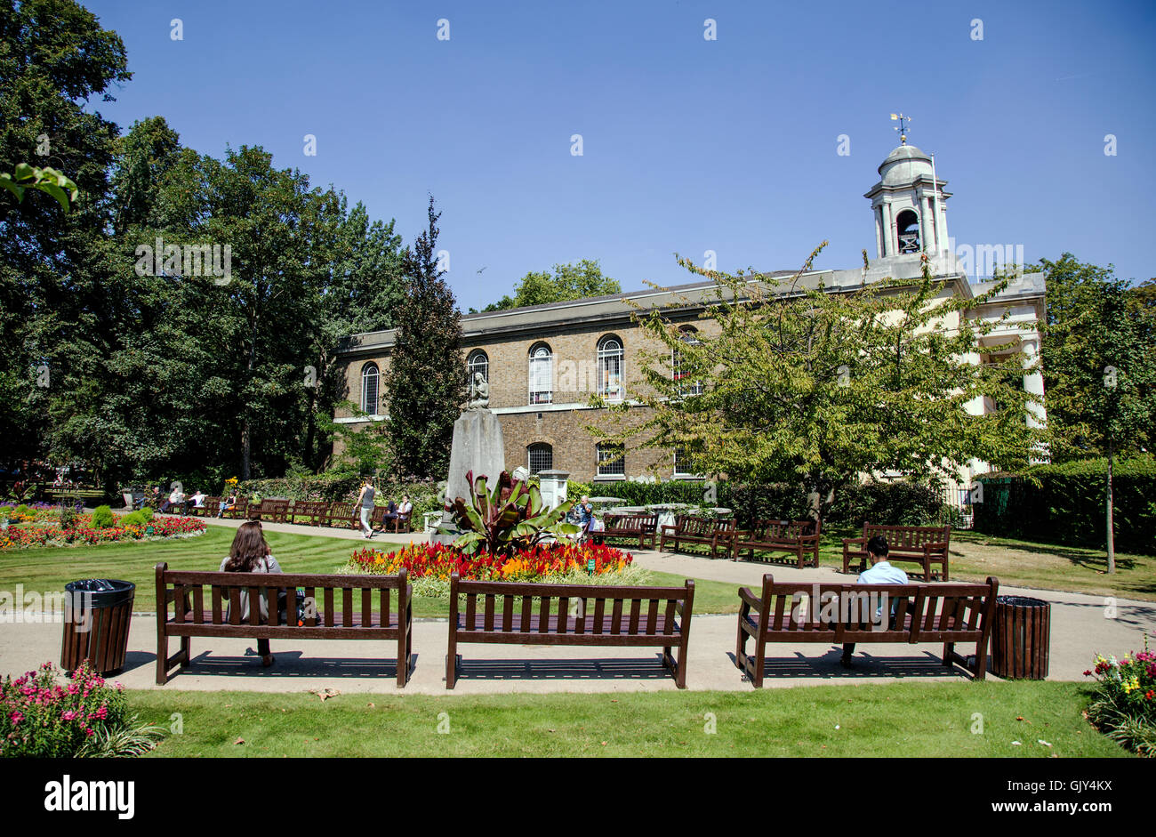 St. Johns Wood Kirche Gardens London UK Stockfoto