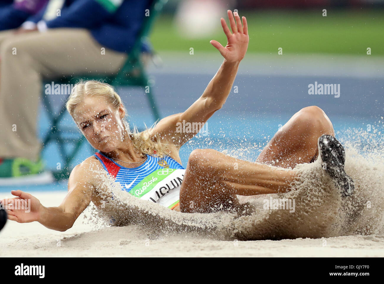 Russlands Darya Klishina während der Frauen der Weitsprung Finale im Olympiastadion am zwölften Tag der Olympischen Spiele in Rio, Brasilien. Bild Datum: Mittwoch, 17. August 2016. Bildnachweis sollte lauten: Mike Egerton/PA Wire. NUR ZUR REDAKTIONELLEN VERWENDUNG Stockfoto