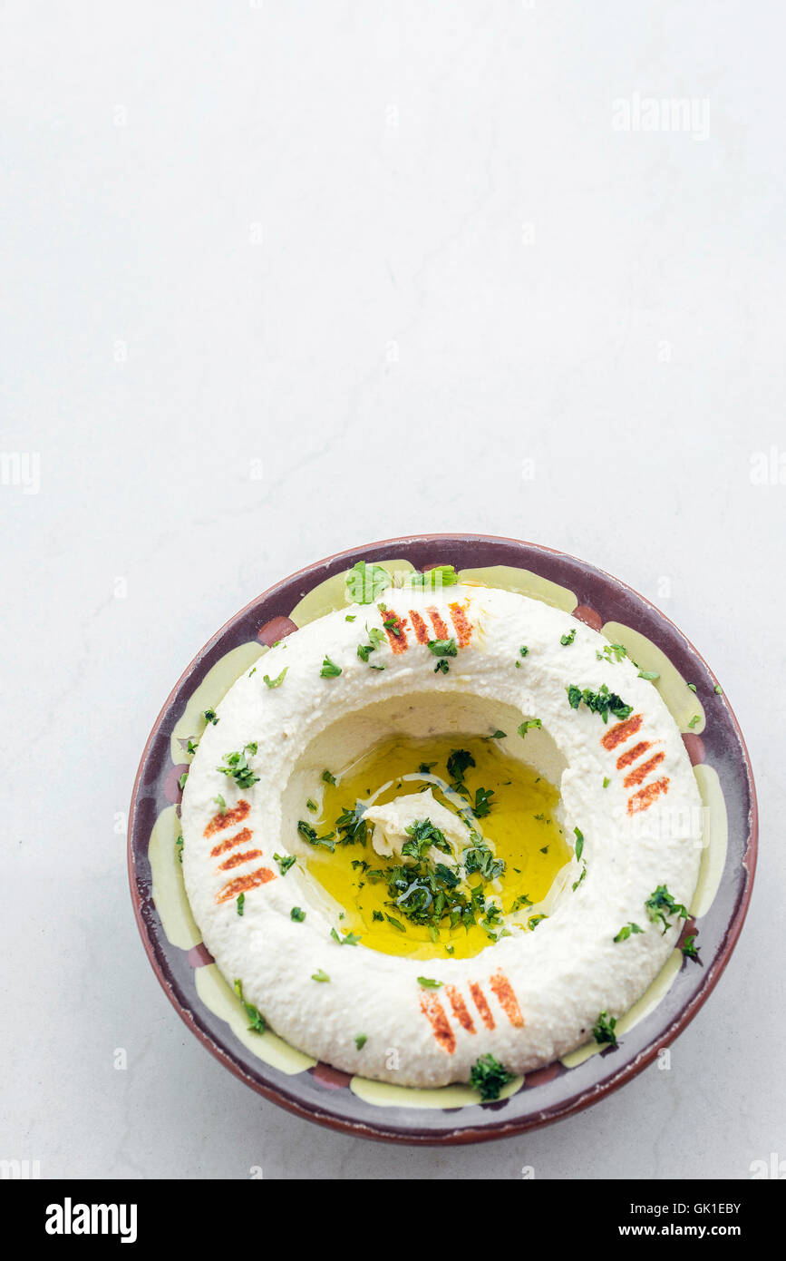 Nahen Ostens Hummus Hummus Kichererbsen dip Meze Mezze Vorspeise Snack Essen Stockfoto