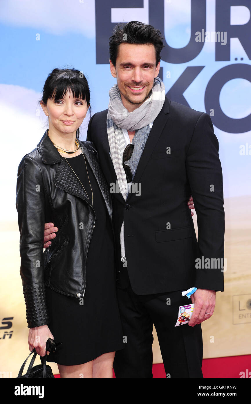 Premiere von "EIN HOLOGRAMMFREIE FÜR DEN KÖNIG" am Zoopalast.  Mitwirkende: Michelle Glick, Philipp Christopher wo: Berlin, Deutschland bei: 24. April 2016 Stockfoto