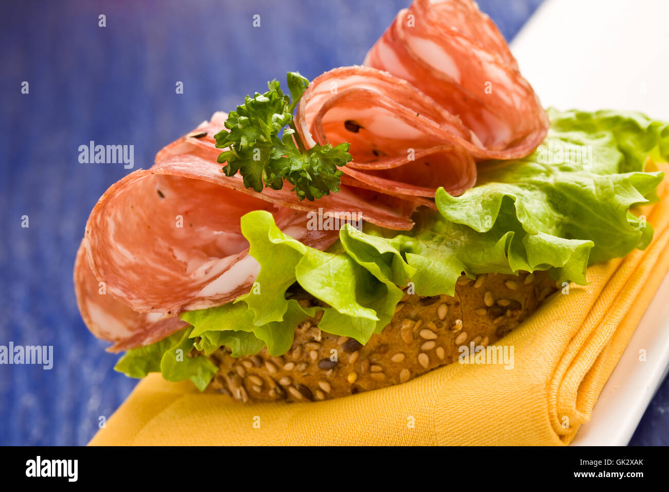 Brot Teller Wurst Stockfoto