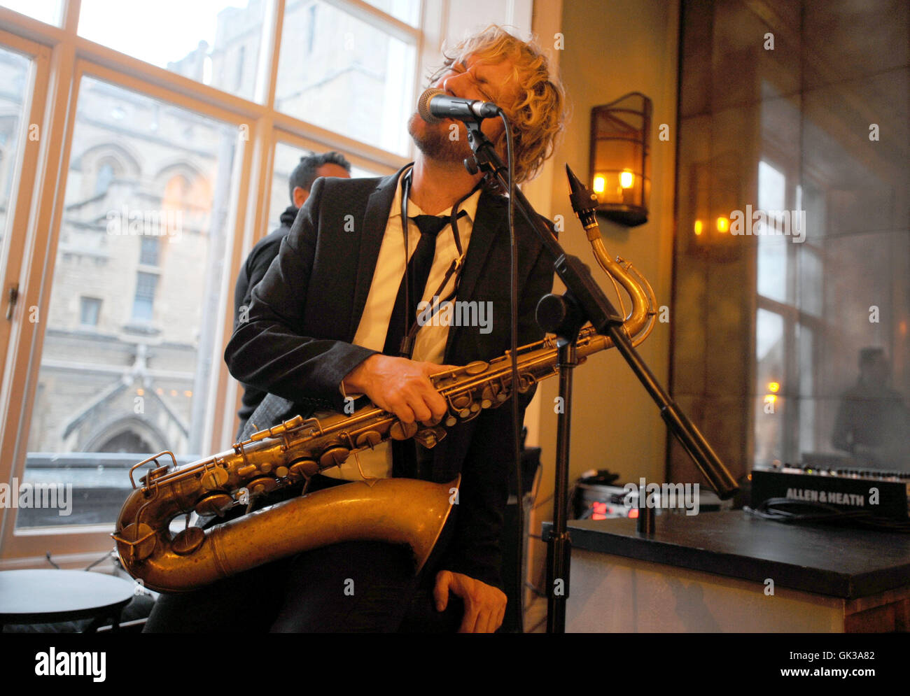 Die ultimative House Party gesponsert von Nespresso, statt an die glücklichen Zwiebel als Teil der Cheltenham Jazz Festival mit: Mads Mathias wo: Cheltenham, Vereinigtes Königreich: 30. April 2016 Stockfoto