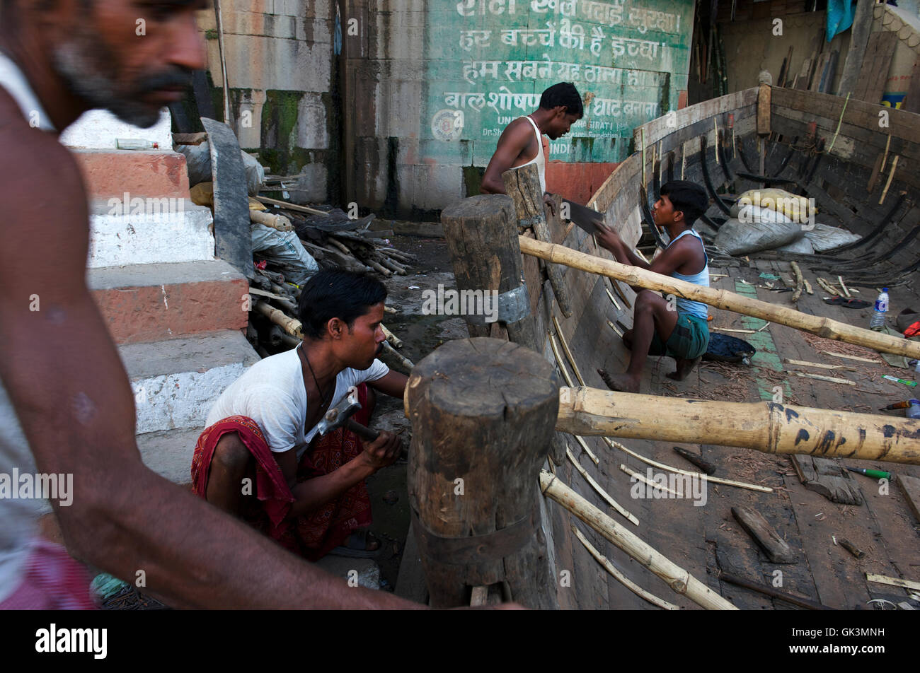 03 Mär 2012, Varanasi, Nord-Zentral-Indien, Indien---Varanasi, Uttar Pradesh, Indien---Bild von Jeremy Horner © Stockfoto