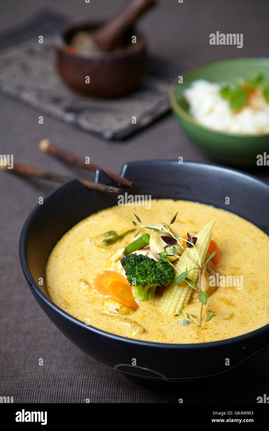 Gemüse-Curry mit Reis Stockfoto