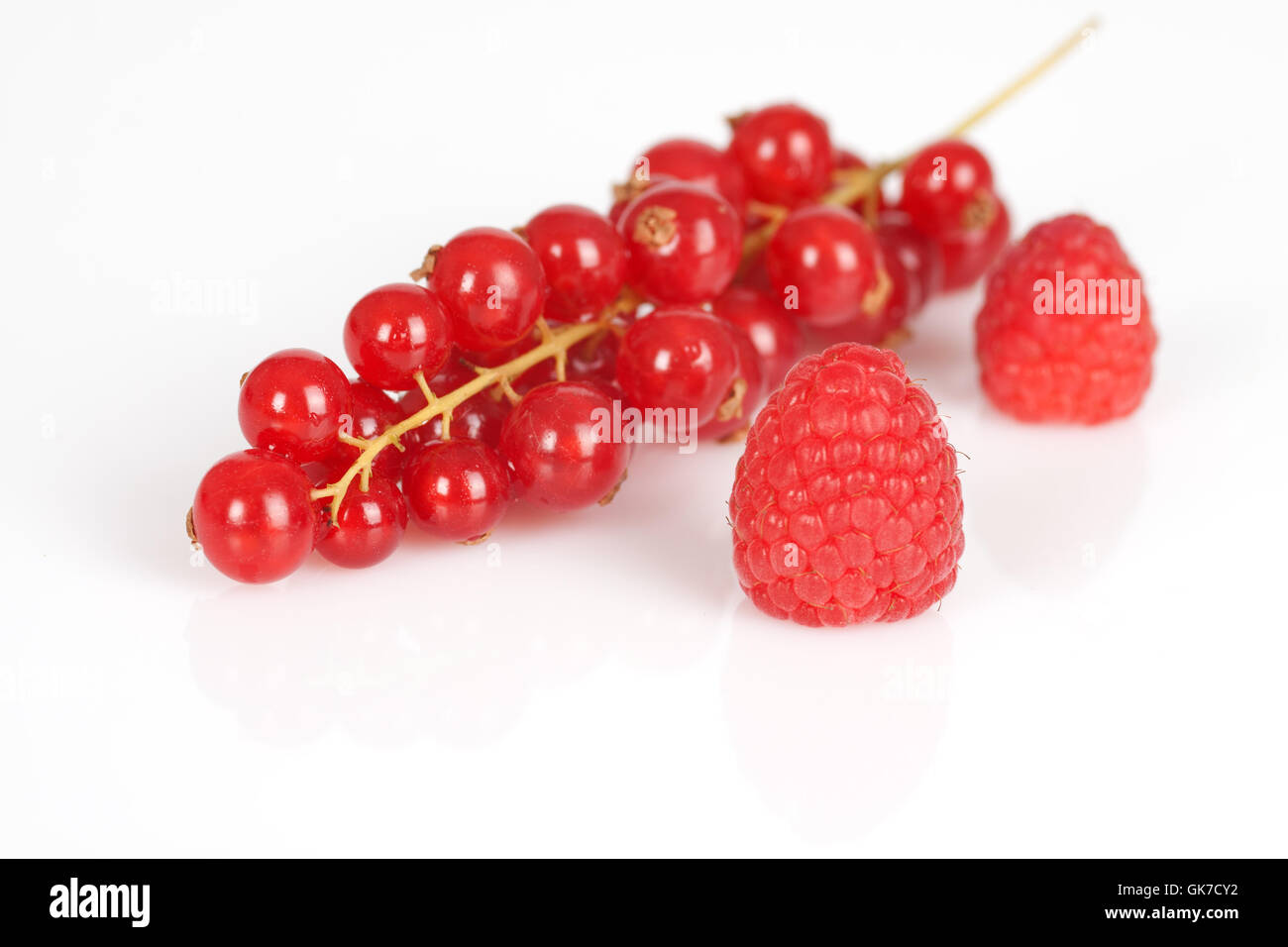 Himbeeren und johannisbeeren Fotos und Bildmaterial in hoher