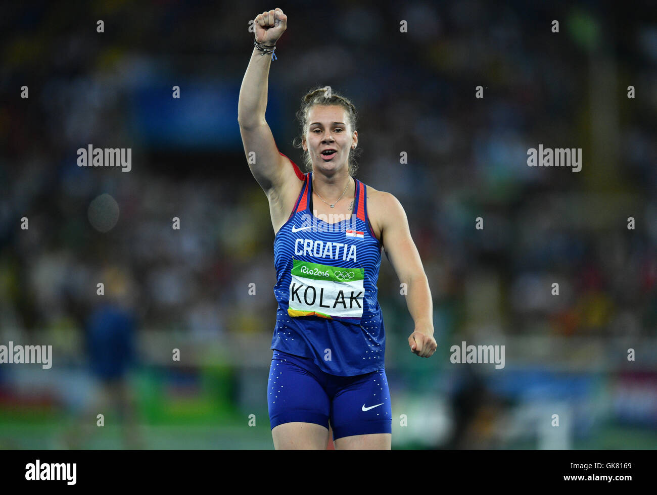 Rio De Janeiro, Brasilien. 18. August 2016. Sara Kolak Kroatiens feiert nach dem Sieg der Frauen Speer werfen Finale der Olympischen Spiele 2016 Athletic, Leichtathletik-Veranstaltungen im Olympiastadion während der Rio Olympischen Spiele 2016 in Rio De Janeiro, Brasilien, 18. August 2016. Foto: Lukas Schulze/Dpa/Alamy Live News Stockfoto