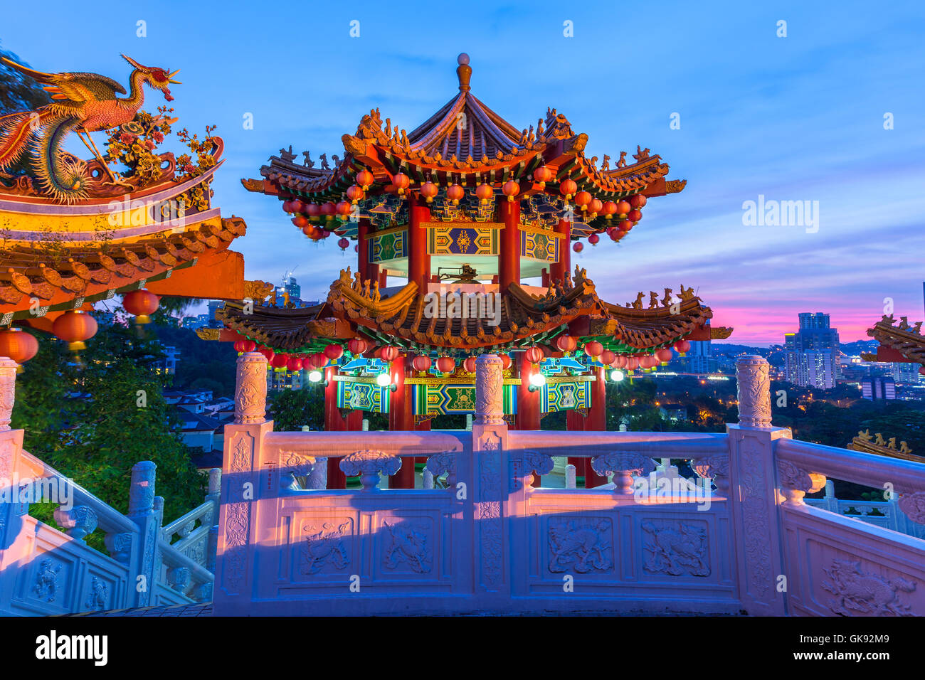 Thean Hou buddhistischer Tempel in der Abenddämmerung, Kuala Lumpur, Malaysia Stockfoto