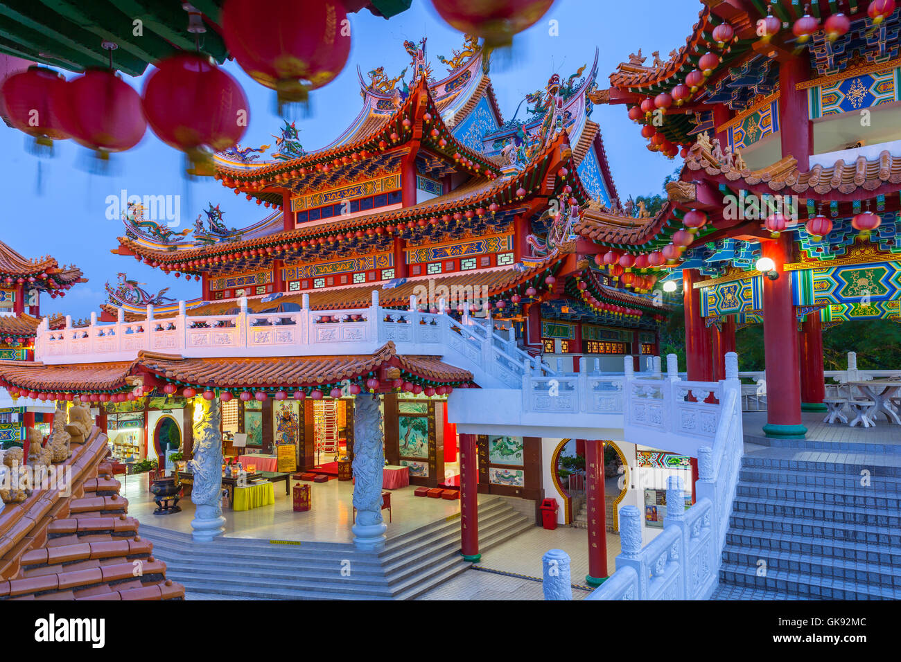 Thean Hou buddhistischer Tempel in der Abenddämmerung, Kuala Lumpur, Malaysia Stockfoto