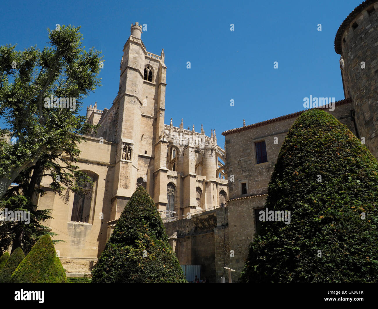 die 12.-14. Jahrhundert gotische Kathedrale in der Stadt Zentrum von Narbonne, Languedoc-Roussillon, Südfrankreich Stockfoto