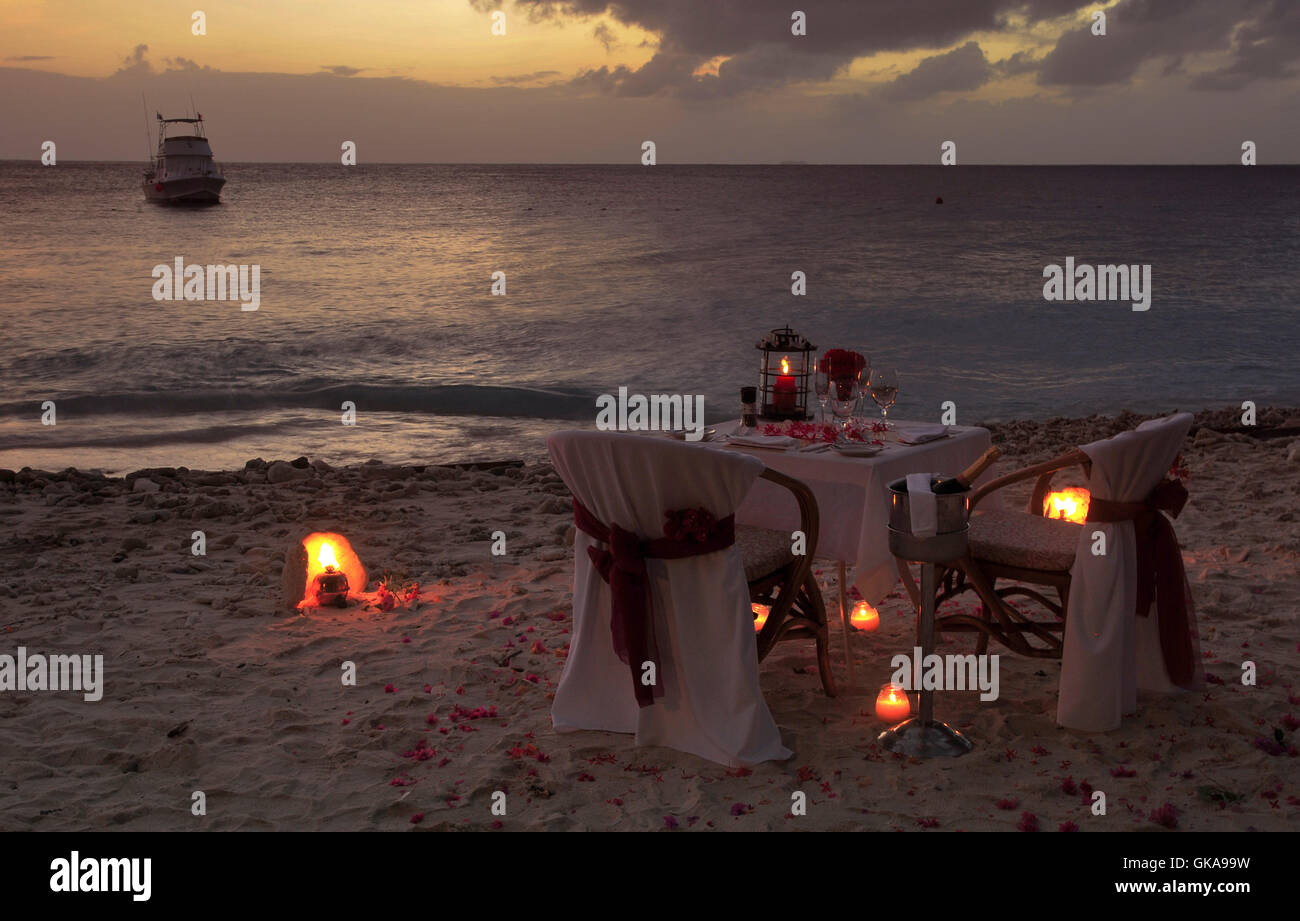 romantisches Abendessen für zwei Personen Stockfoto