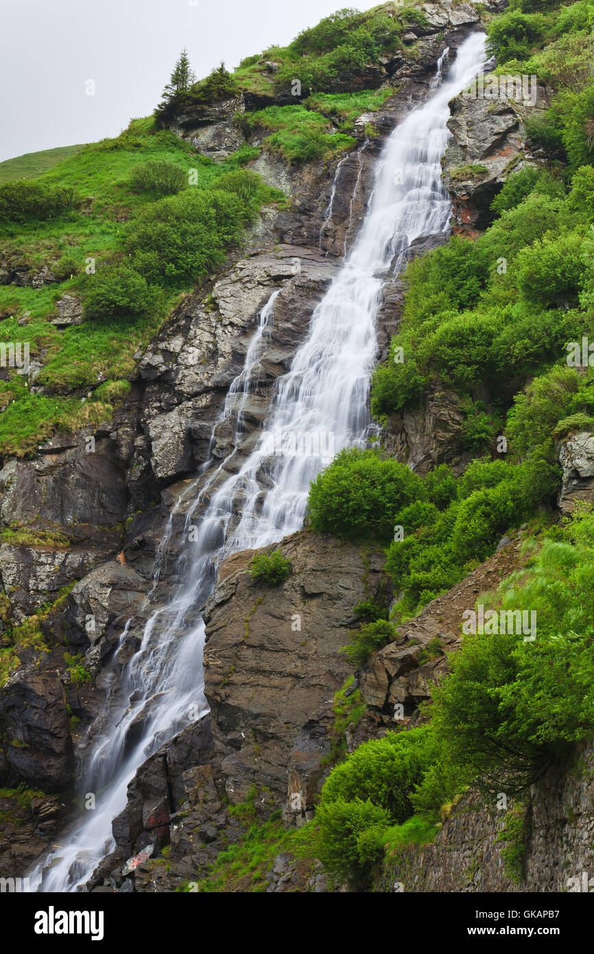 Felslandschaft Wasserfall Stockfoto