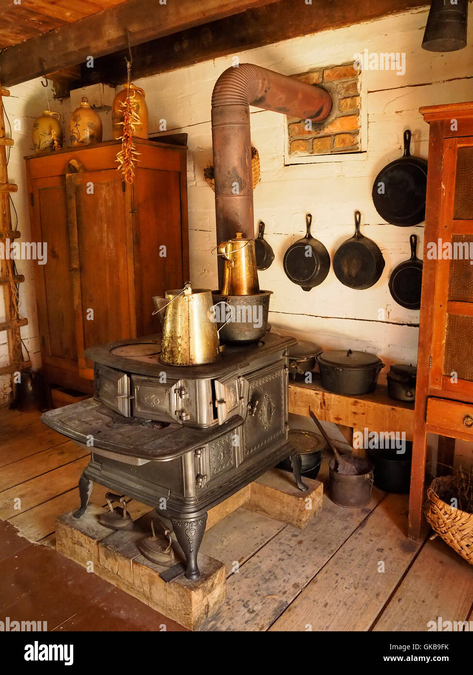 Holzofen, doppelte Stift Haus, Zuhause, Land Between The Lakes National Recreation Area, Dover, Tennessee, USA Stockfoto