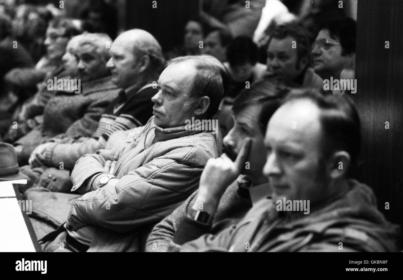 Proteste und Demonstrationen von der Stahlarbeiter der Schmelze "Schalker Verein" in Gelsenkirchen (Deutschland) im Jahr 1982. | weltweite Nutzung Stockfoto