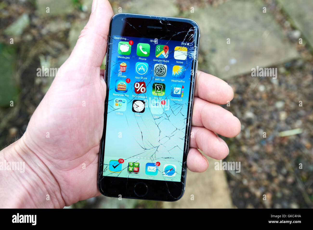 iPhone 6 Plus mit A Broken Screen Stockfoto