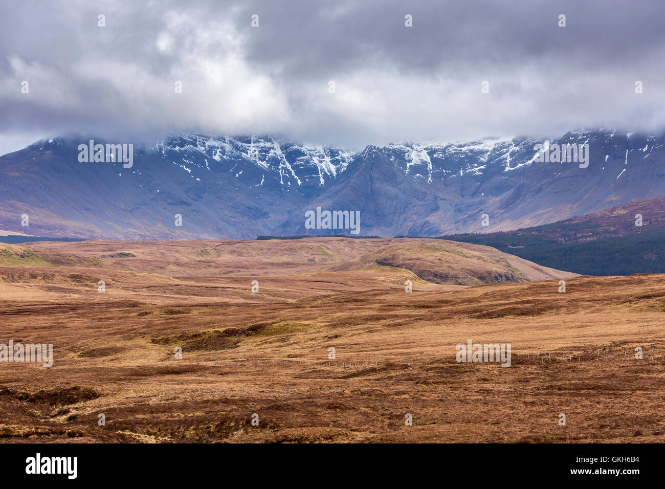 Ein Blick in Richtung Sgurr Nan Gillean, schwarz Cullins Palette, Isle of Skye, innere Hebriden, Schottland, Vereinigtes Königreich, Europa. Stockfoto