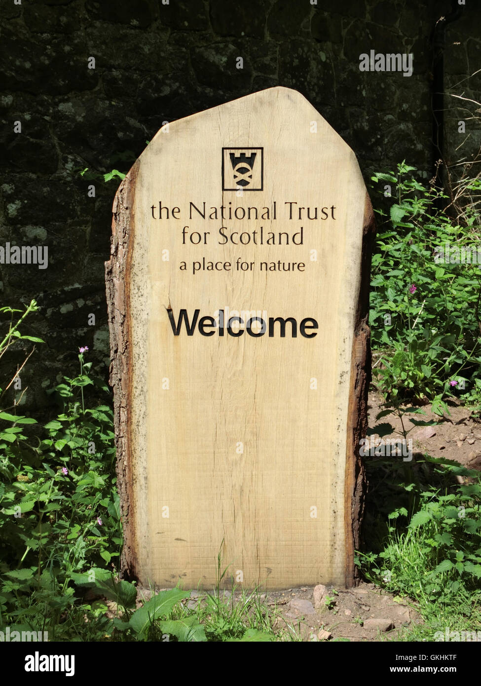 National Trust for Scotland Willkommensschild, Rockcliffe, Dumfries & Galloway, Schottland, UK Stockfoto