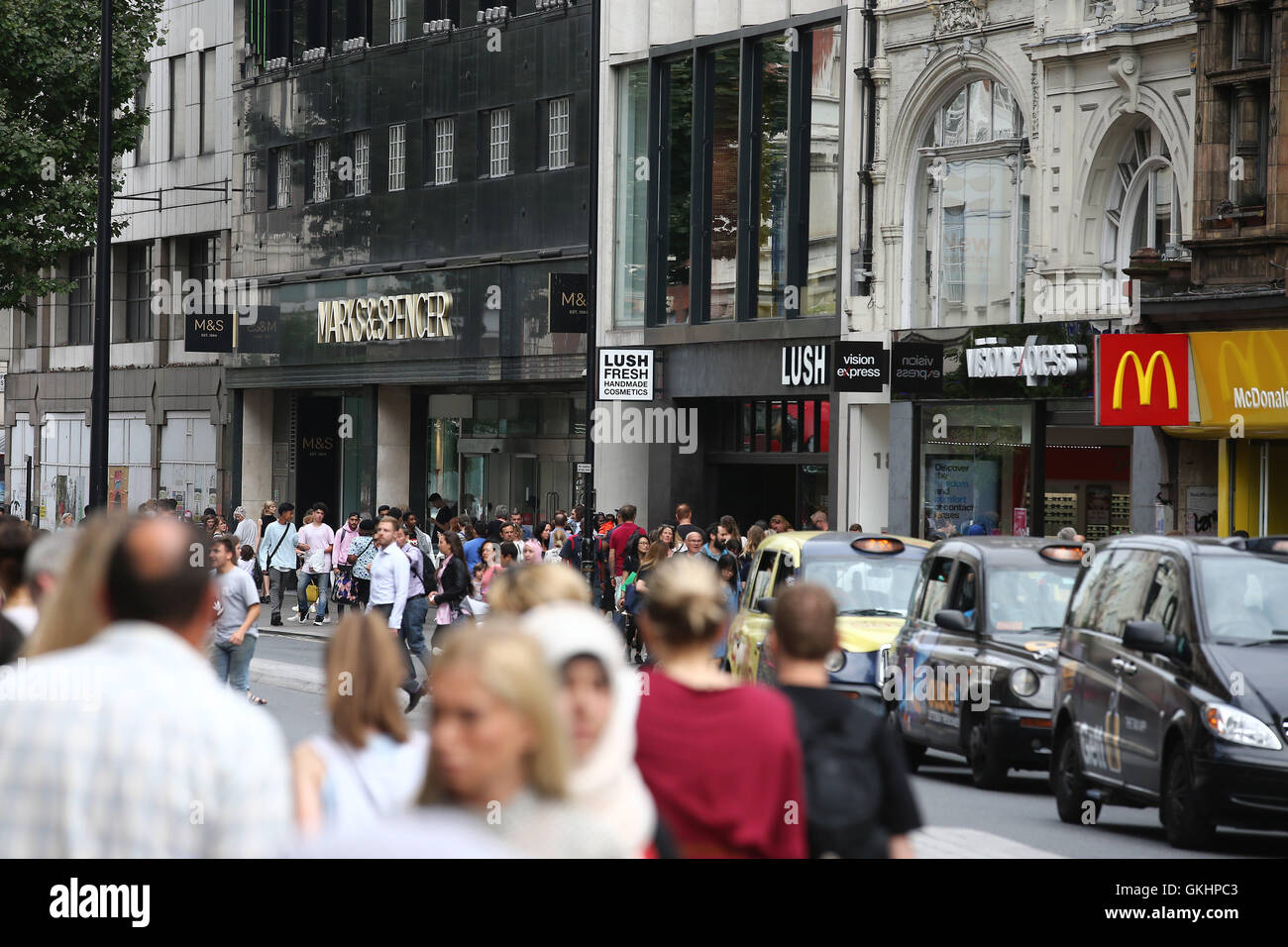 UK, London: Oxford Street in London am 20. August 2016. Stockfoto