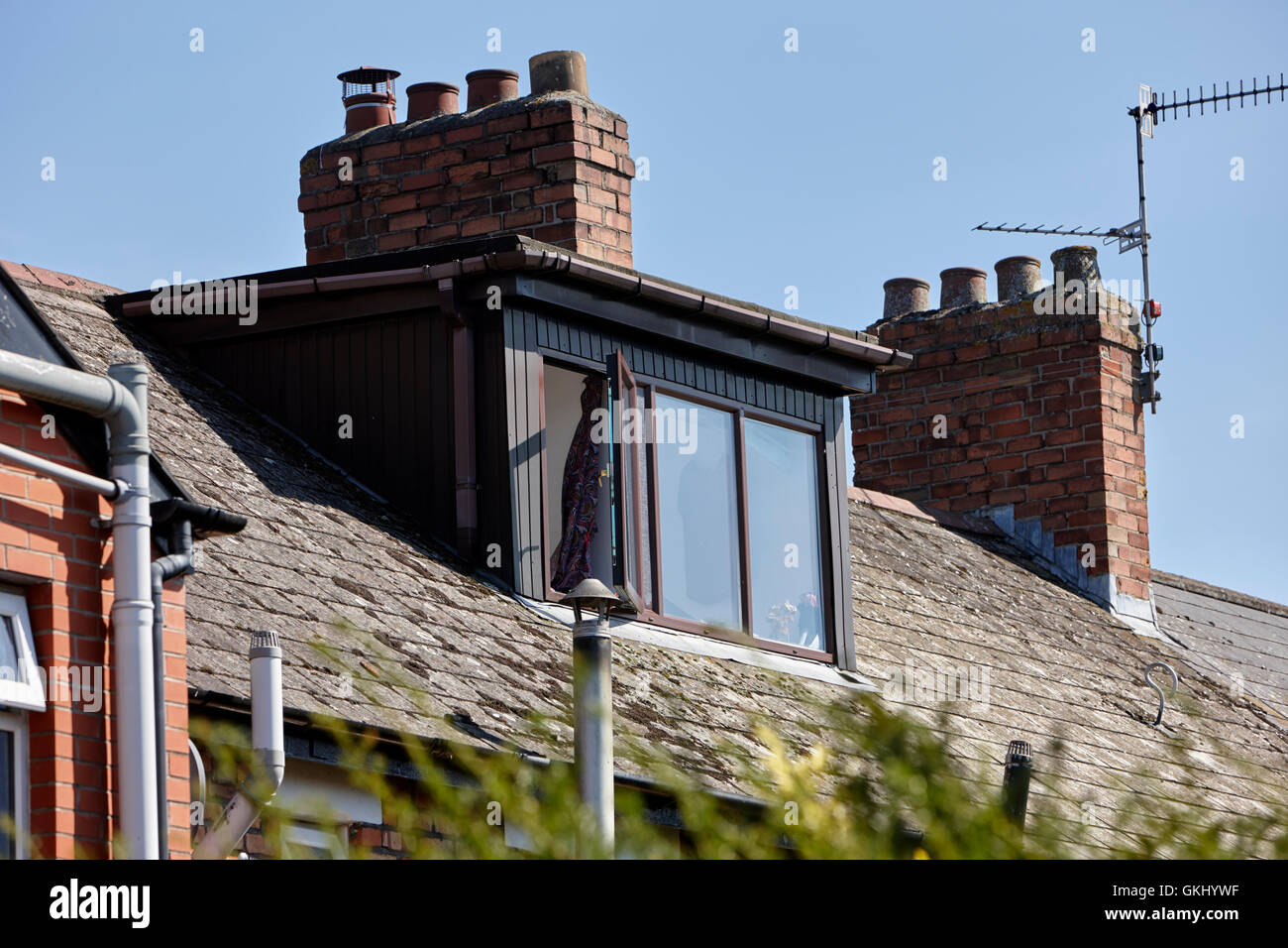 Flachdach Loft Conversion Fenster in einem Haus im Vereinigten Königreich Stockfoto