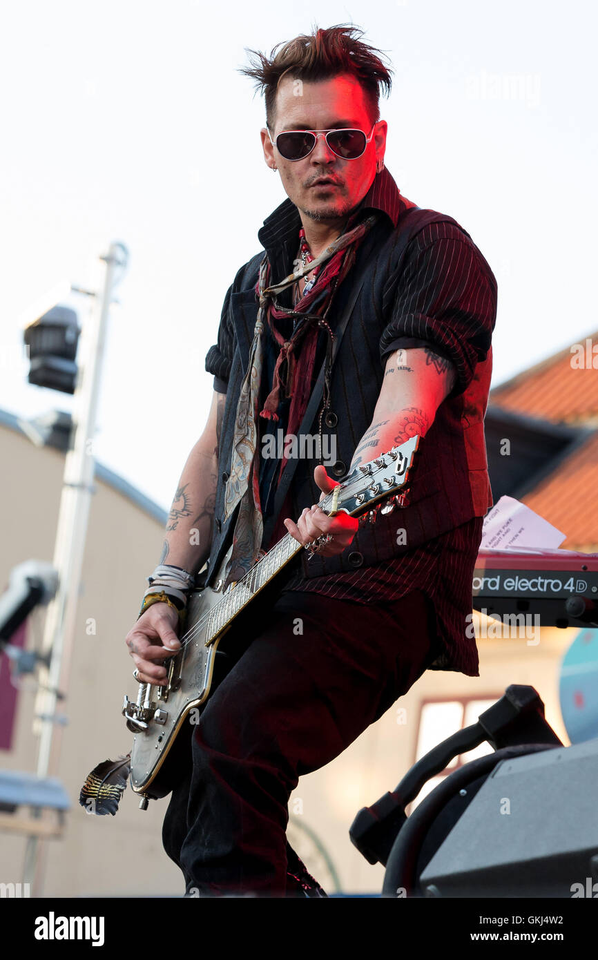 Johnny Depp spielt mit der Supergroup Hollywood Vampire bei Grona Lund mit: Johnny Depp, Hollywood Vampire wo: Stockholm, Schweden: 30. Mai 2016 Stockfoto