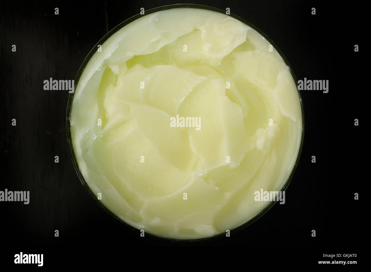 Haar-Masken, die in der Flasche Creme Stockfoto