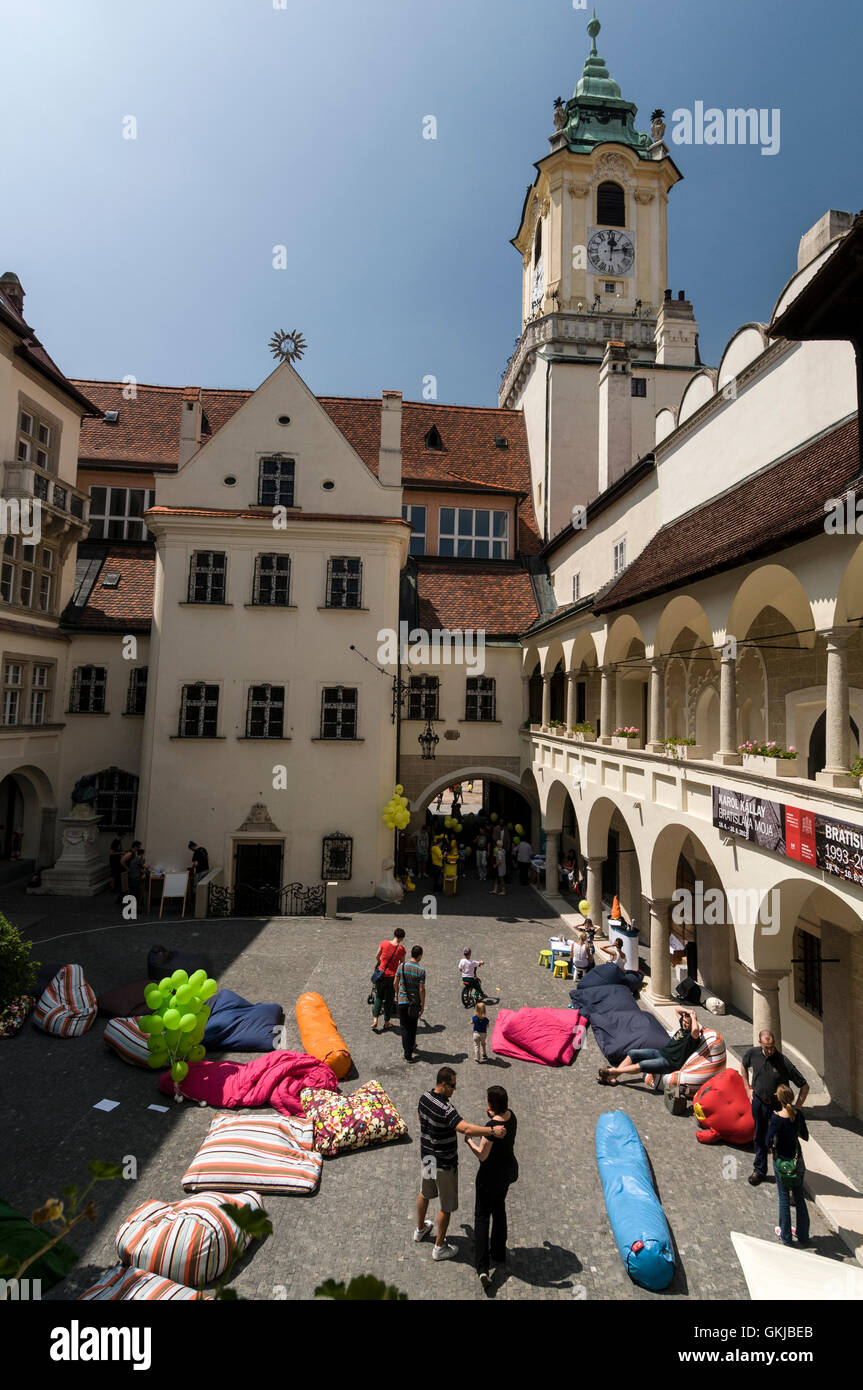 Familientag bratislava Fotos und Bildmaterial in hoher Auflösung Alamy