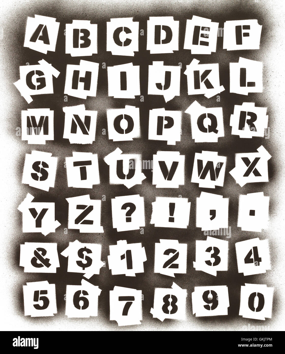 Spary schwarz lackiert Alphabet ABC Schablone, Isolated on White Background. Stockfoto