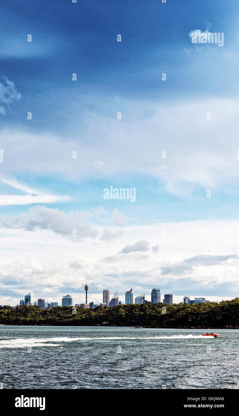 zentralen Sydney CBD urban Skyline der Stadt in Australien aus dem Wasser genommen von der manly Fähre Stockfoto
