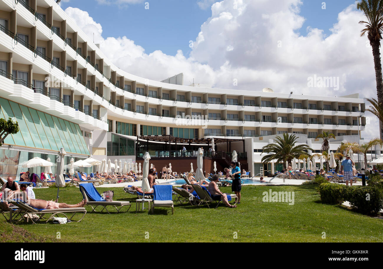 Athena Beach Royal Hotel Resort in Paphos - Zypern Stockfoto