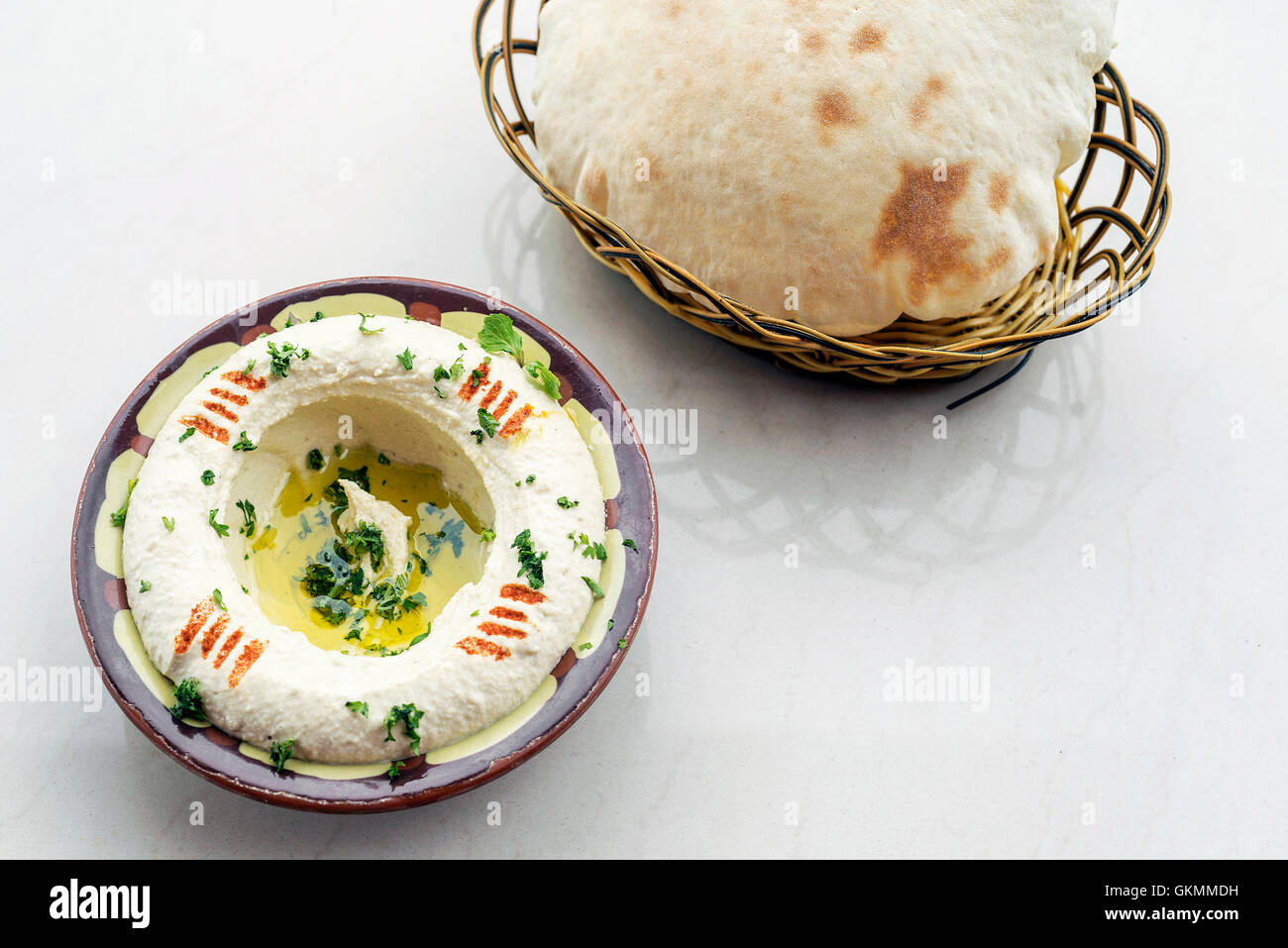 Nahen Ostens Hummus Hummus Kichererbsen dip Meze Mezze Starterset Snack Essen Stockfoto