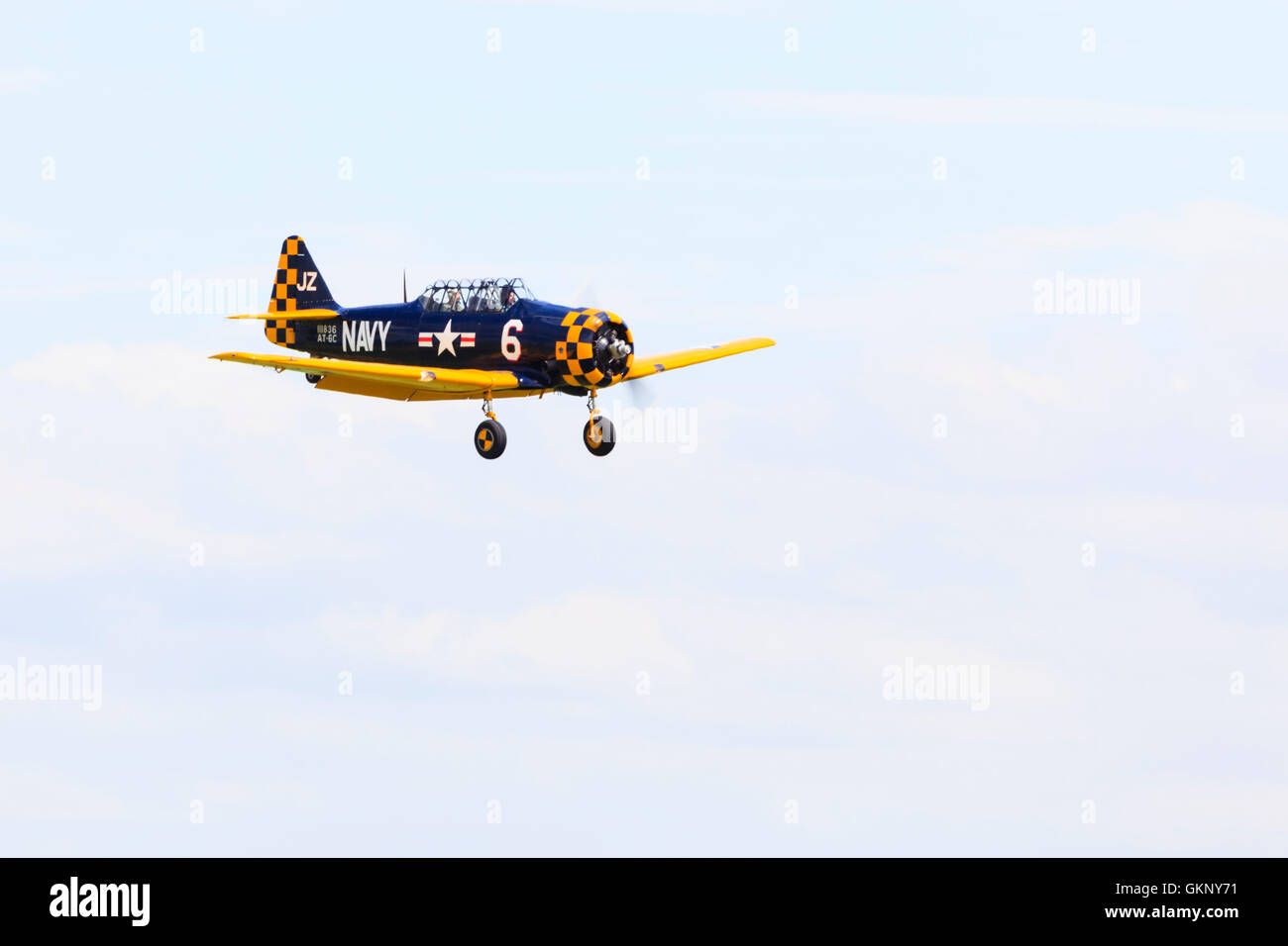 North American AT - 6C Texaner Schulflugzeug bei einer UK-Airshow. Stockfoto