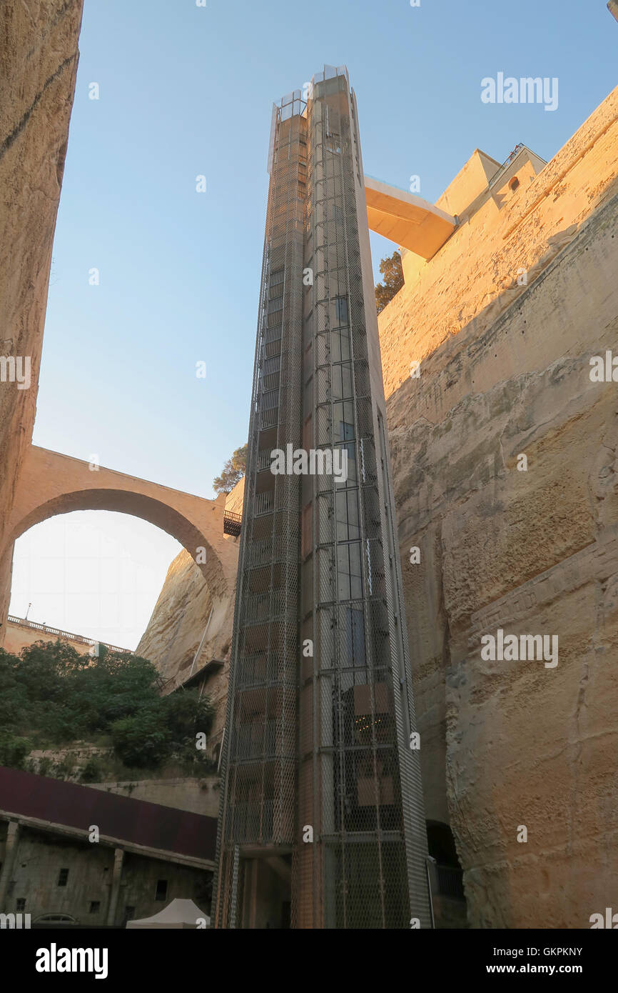 Valletta, Malta. Barrakka Aufzug vom Grand Harbour, Upper Barrakka Gardens. Stockfoto