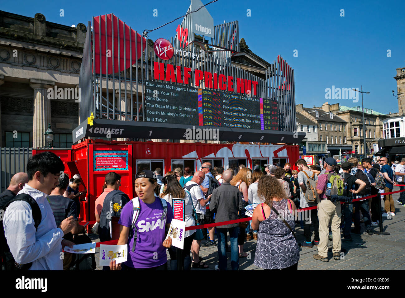 Die Jungfrau "Halben Preis Hütte" auf The Mound Budget Ticketverkauf für zeigt während des Edinburgh Fringe Festival. Stockfoto