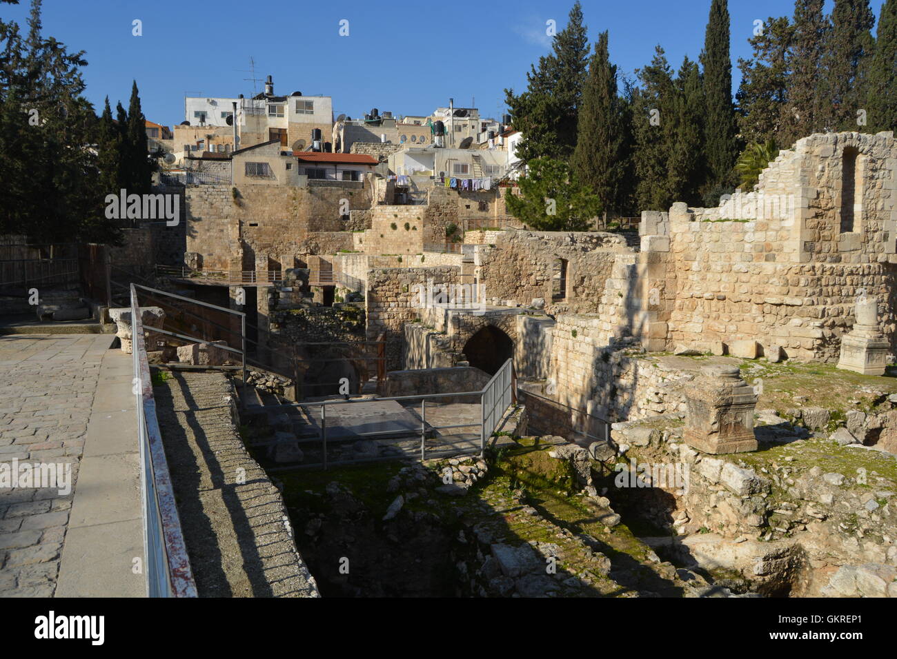 St.AnnaKirche und Teich von Bethesda, Jerusalem Stockfotografie Alamy
