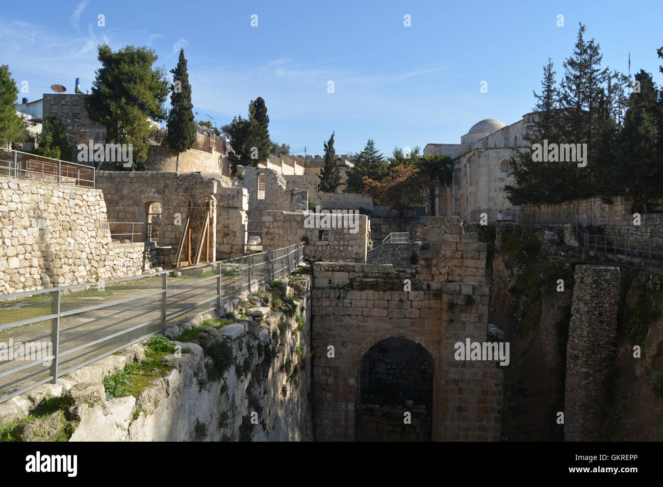 Pool bethesda jerusalem israel Fotos und Bildmaterial in hoher