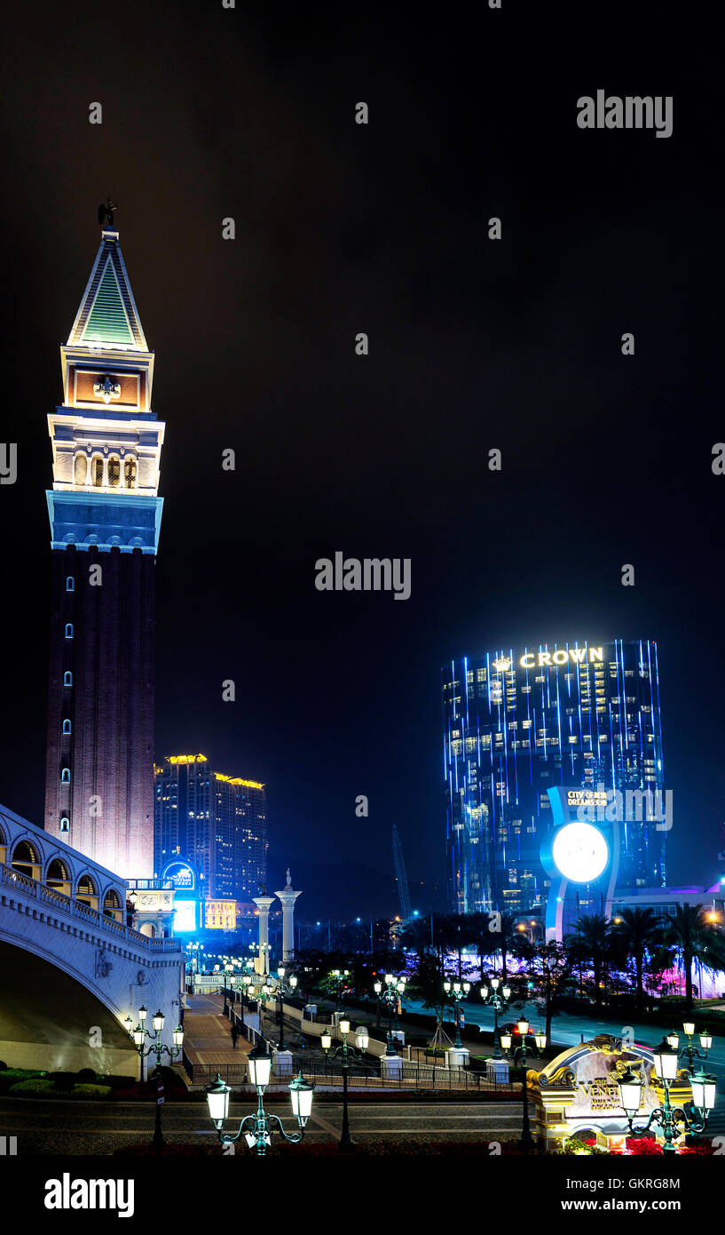 Casino-resorts in berühmten Cotai Strip in Macau Glücksspiel Macau China in der Nacht Stockfoto