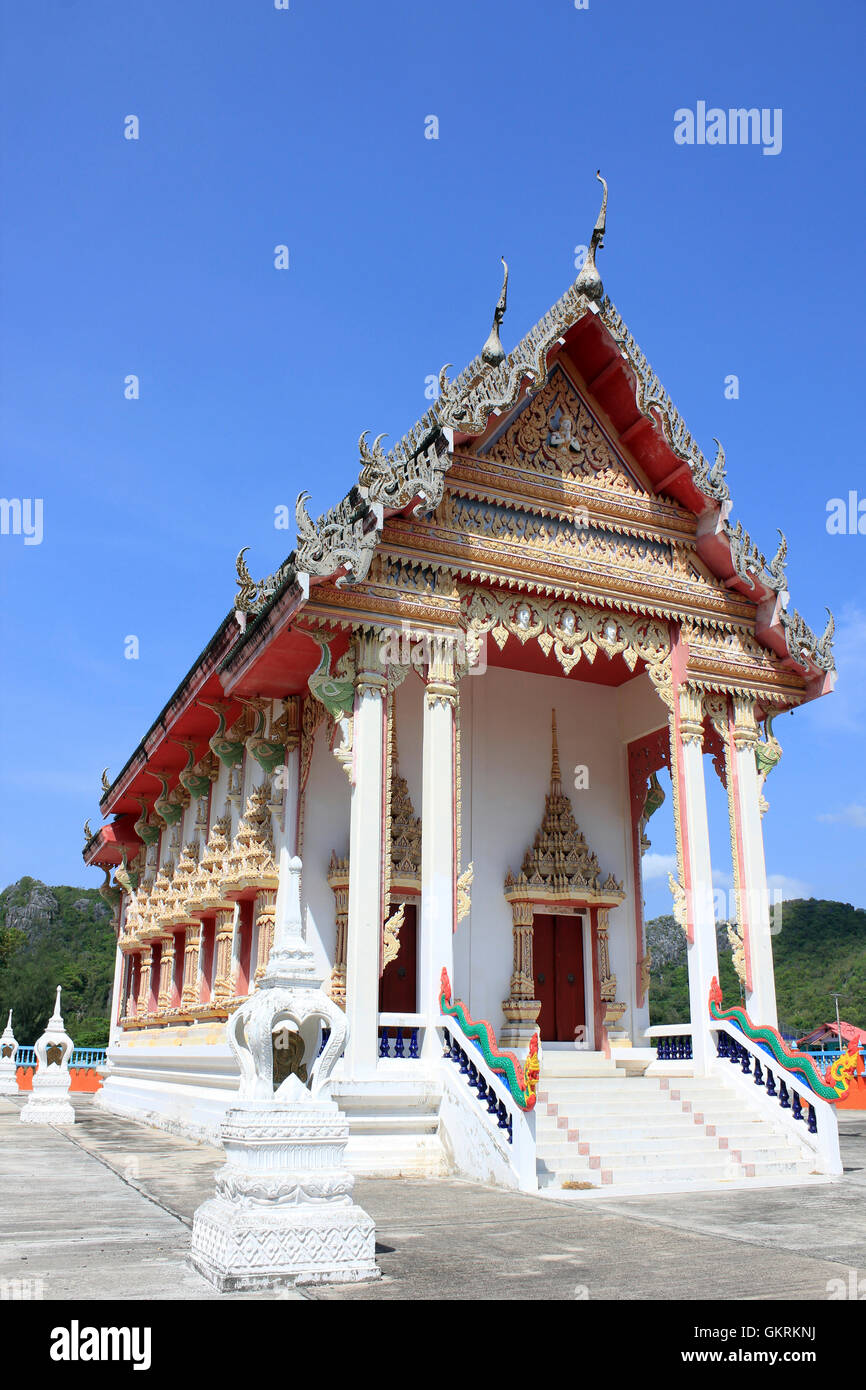 Traditionelle buddhistische Tempel in Ban Bang Pu Dorf, Khao Sam Roi Yot Nationalpark Thailand Stockfoto