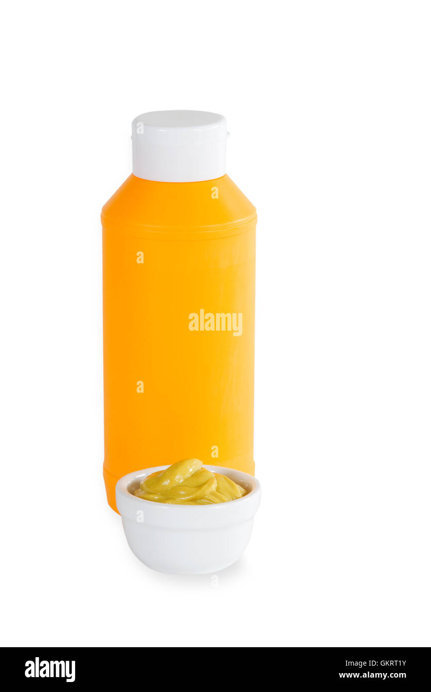 Senf in der Plastikflasche isoliert auf weißem Hintergrund Stockfoto