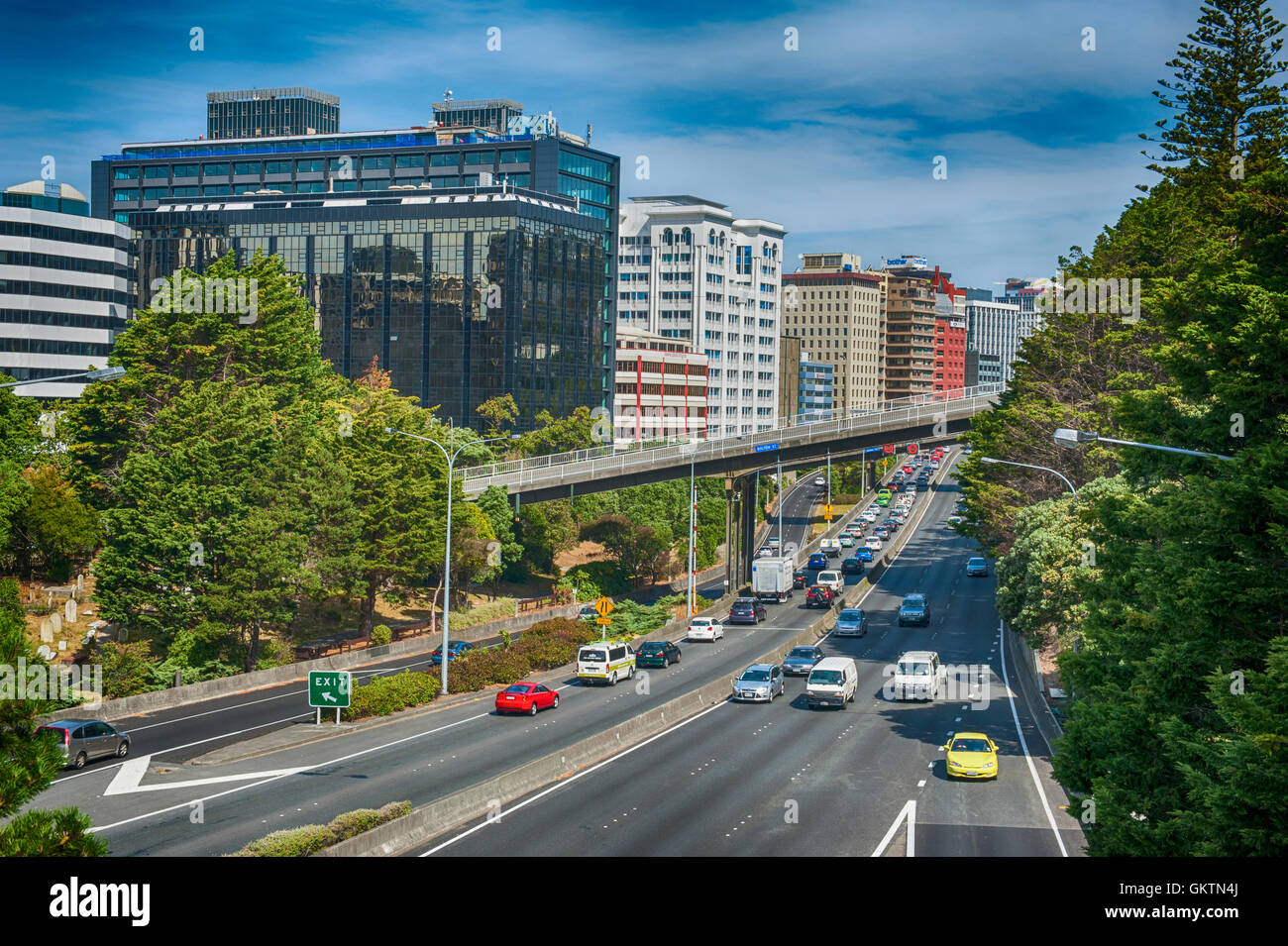 Wellington, New Zealand - 3. März 2016: Blick auf Wellington Stadtautobahn SH1 Stockfoto