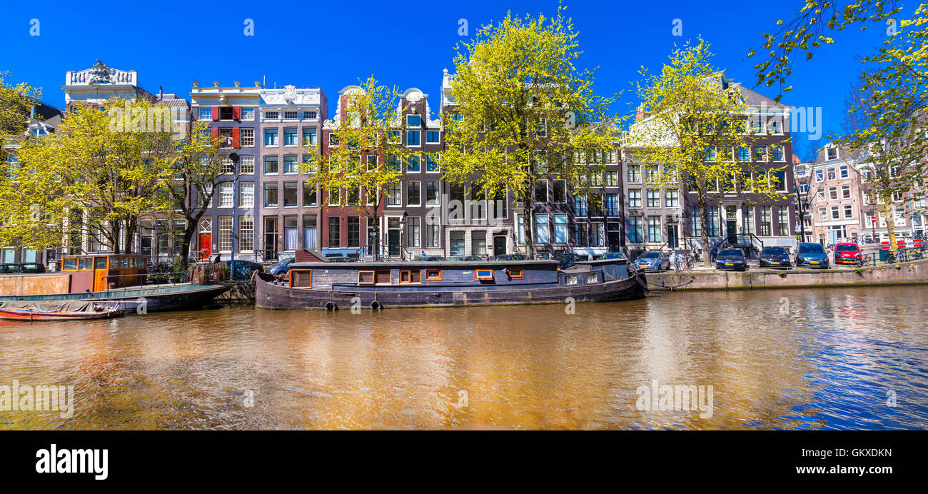 Malerische Grachten von Amsterdam, Hoallnd Stockfoto