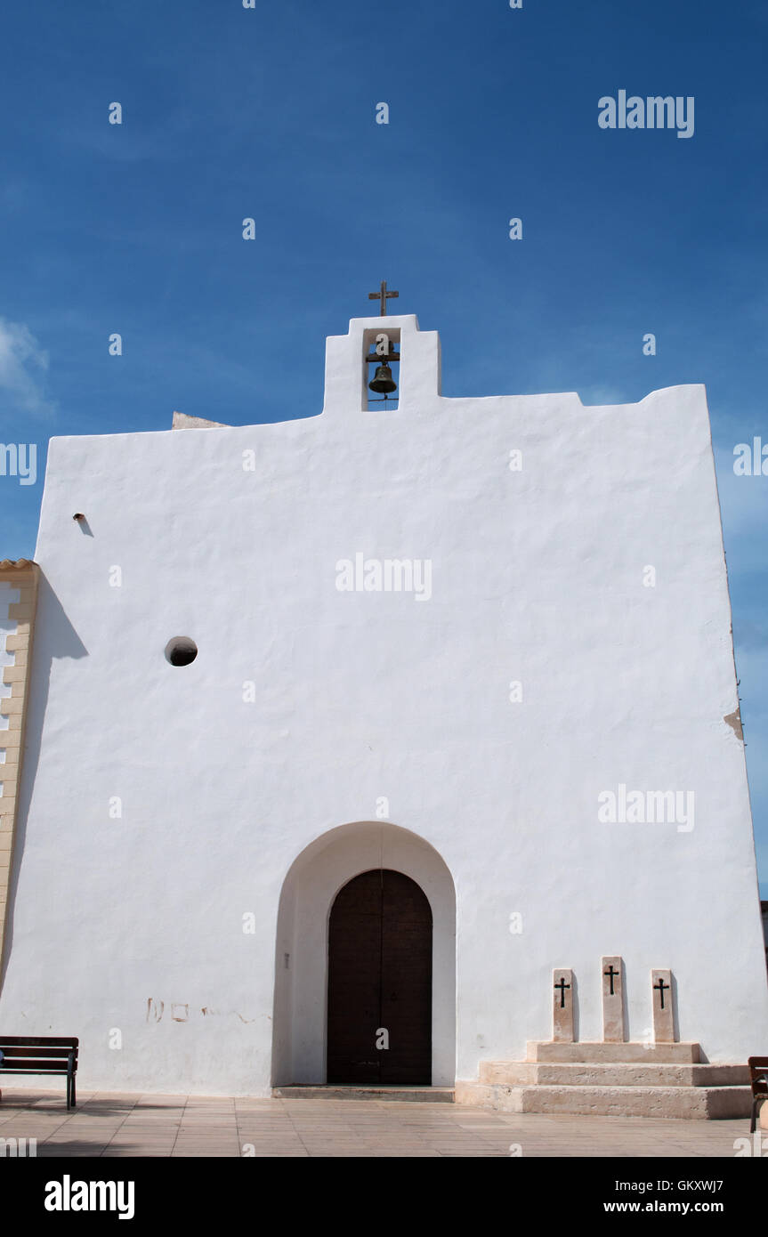 Formentera: die Kirche von Sant Francesc Xavier war ursprünglich eine befestigte Redoute, der Bau begann im Jahre 1726 Stockfoto