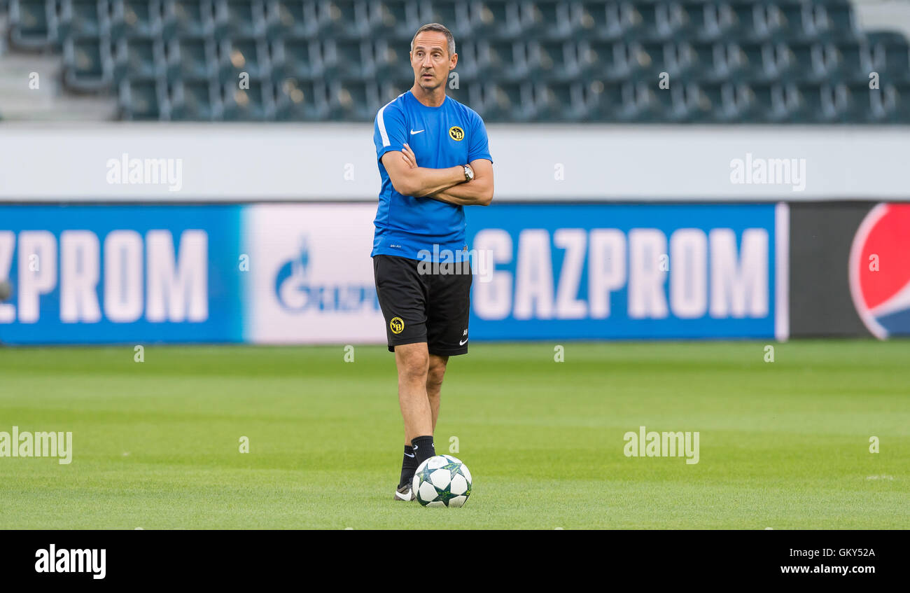 Kirchner Jung Stockfotos und -bilder Kaufen - Alamy
