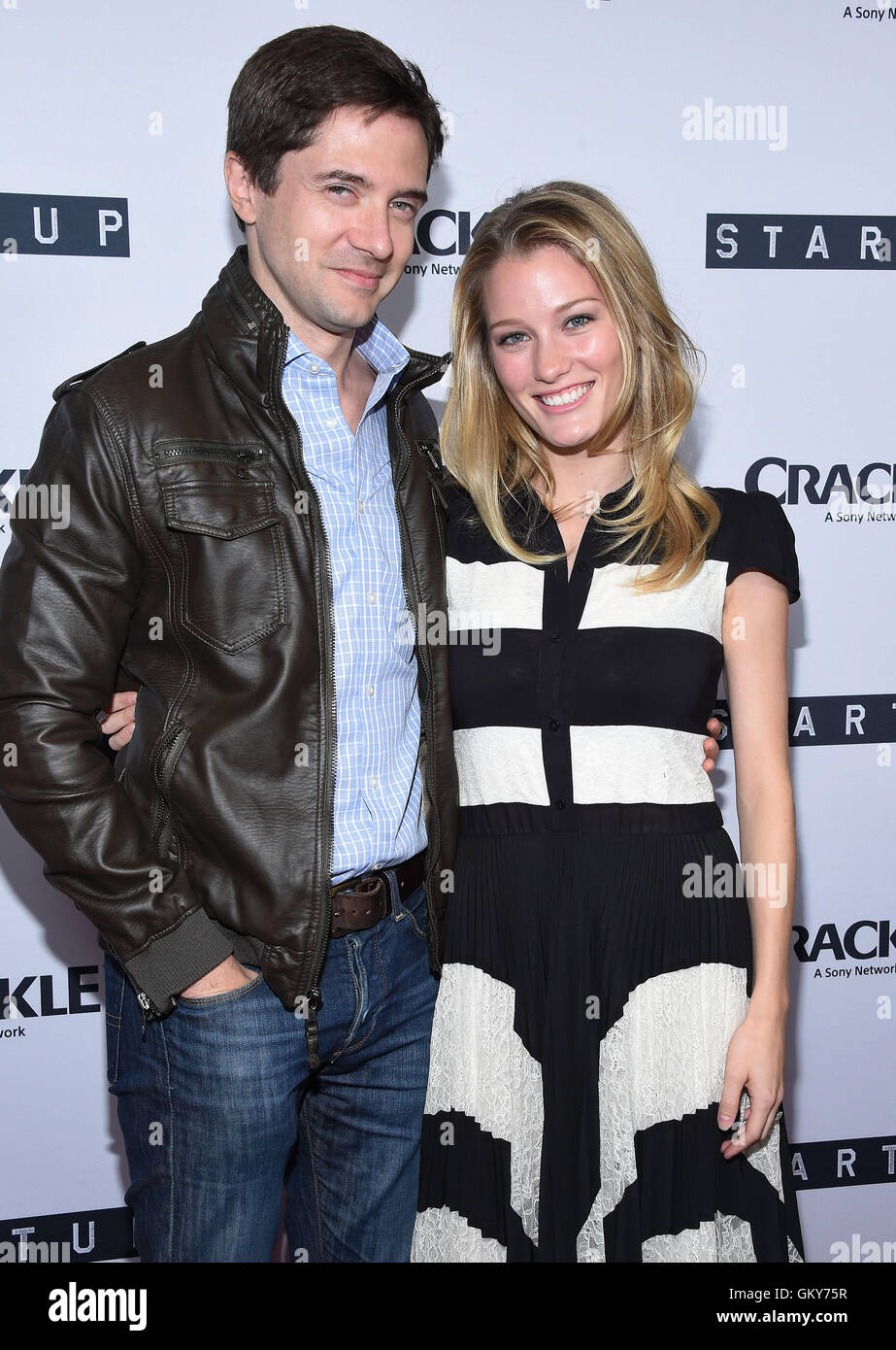 West Hollywood, Kalifornien, USA. 23. August 2016. Topher Grace und Ashley Hinshaw kommt zur Premiere des Crackle 'Startup' the London West Hollywood. Bildnachweis: Lisa O'Connor/ZUMA Draht/Alamy Live-Nachrichten Stockfoto