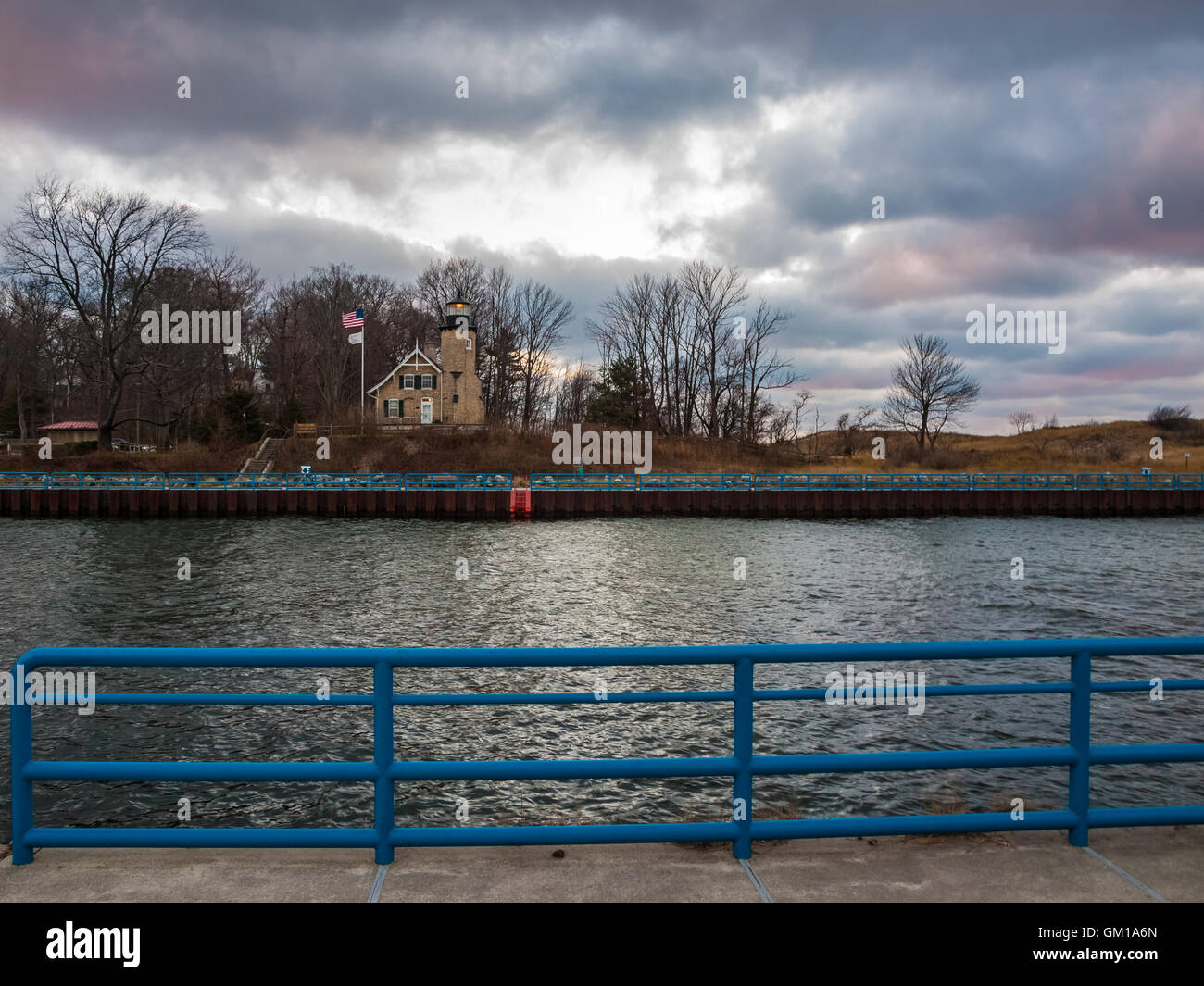 White River Channel und Leuchtturm - Whitehall Michigan, Wabiningo, Bribie, Montague, Lake Michigan, Muskegon County Stockfoto