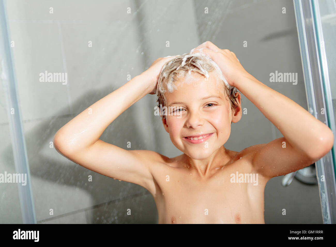 Teen In Der Dusche Teen In Der Dusche