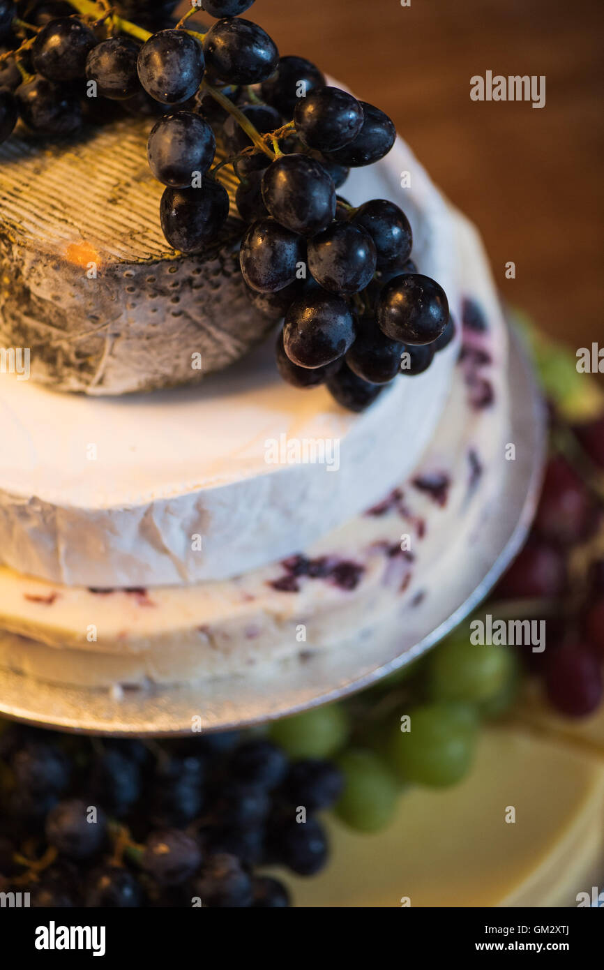 Brie torte -Fotos und -Bildmaterial in hoher Auflösung – Alamy