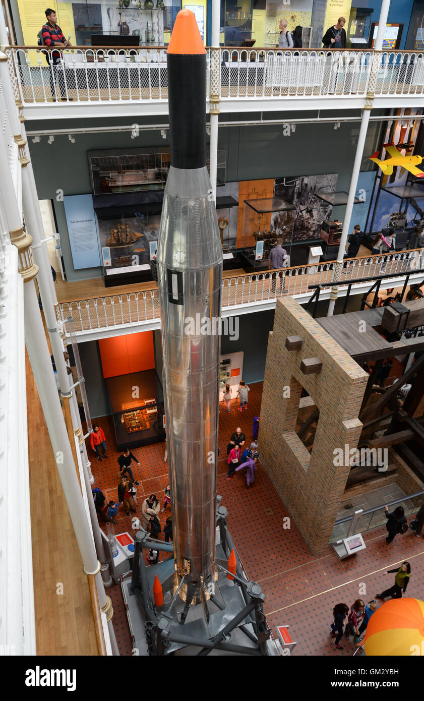 Schwarze Ritter Forschungsrakete auf Anzeige in der Wissenschaft und Technik Galerien, National Museum of Scotland Stockfoto