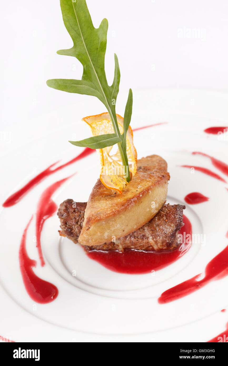 Gänsestopfleber mit Soße Stockfoto